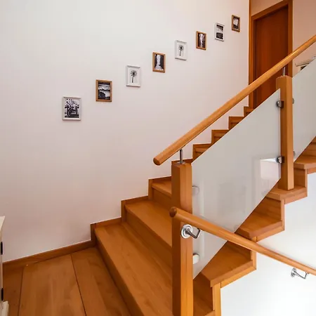 Σπίτι διακοπών Elegantes Familienhaus Mit Privatem Pool Πόρετς