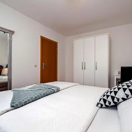 Σπίτι διακοπών Elegantes Familienhaus Mit Privatem Pool *
