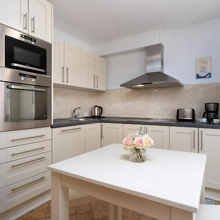 Feriehus Elegantes Familienhaus Mit Privatem Pool *