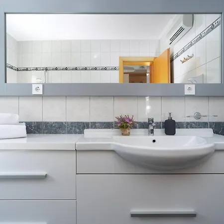 Prázdninový dům Elegantes Familienhaus Mit Privatem Pool Poreč
